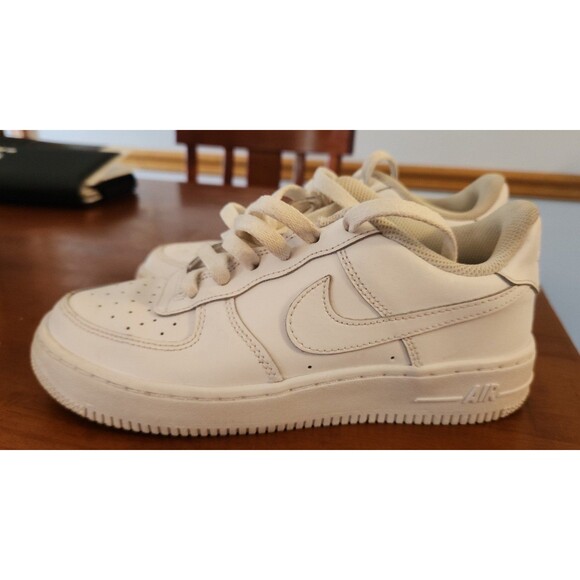 Nike Air Force 1 LE Big Kids' Shoes size 5Y - Picture 3 of 7